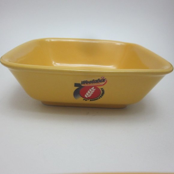 Weetabix 70th anniversary bowls - Picture 2 of 4